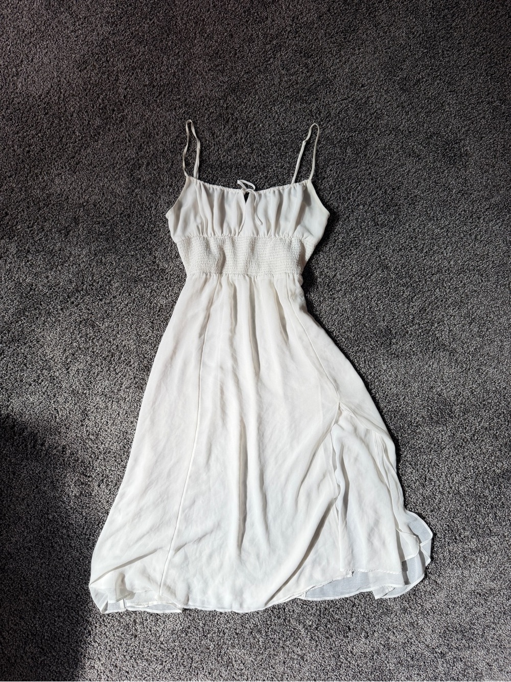 Aritzia White Smocked Midi Dress with Spaghetti Straps Wilfred Dress size M